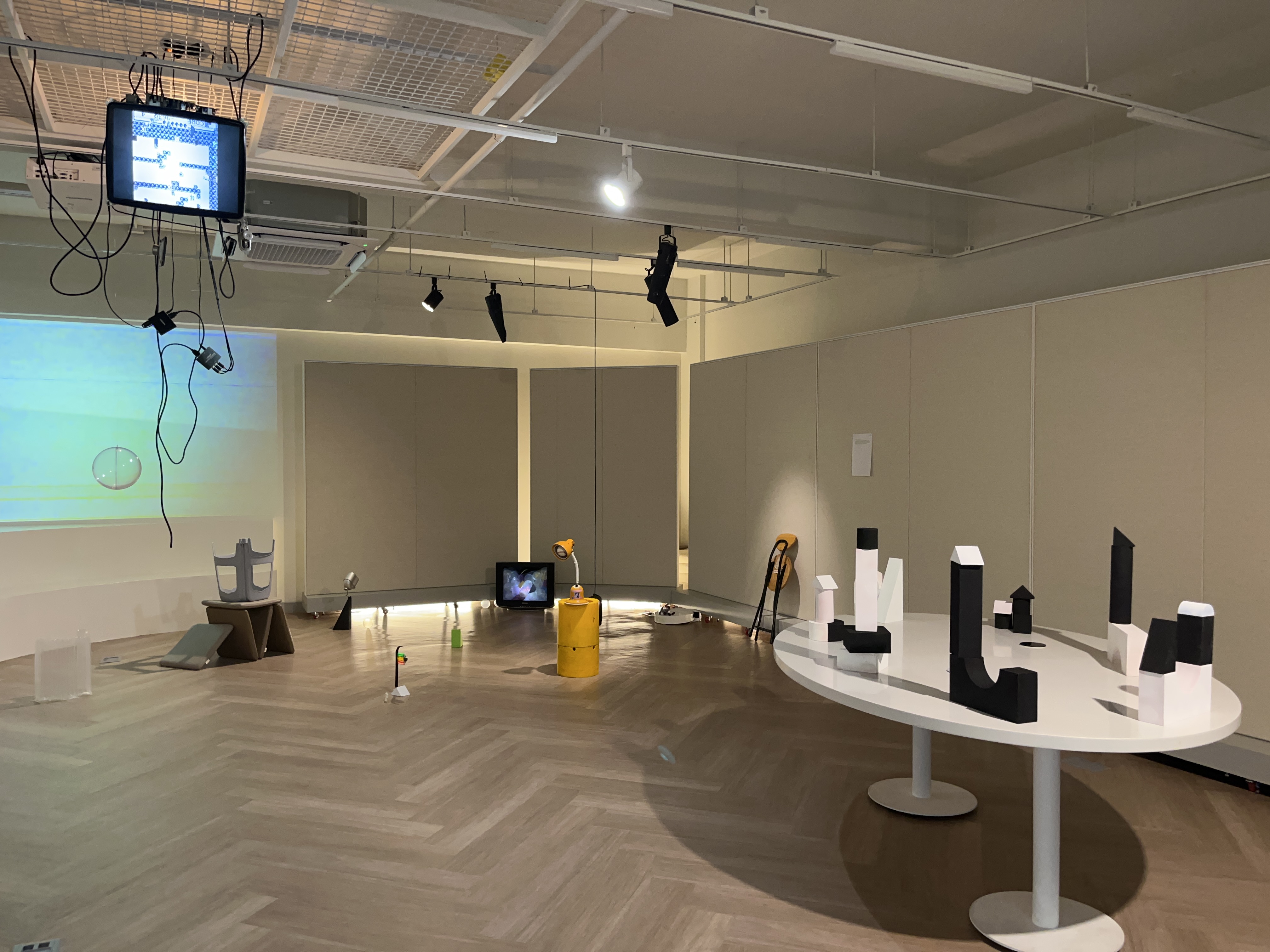 제미갤러리_이제용 청구전「홀로 존재하지 않는 것들」